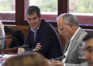 Fernando Clavijo y Casimiro Curbelo durante la reunión 