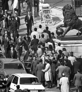 Salida de los diputados del Congreso