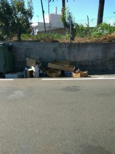 Basura acumulada en Las Hayas