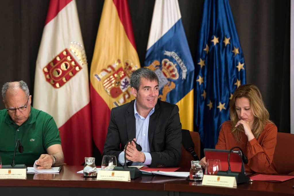 El Presidente Fernando Clavijo Batlle visita La Gomera para la mesa de seguimiento del FDCAN (Foto: Arturo Rodriguez/)