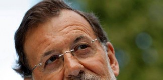 Rajoy promete bajadas del tipo mínimo y máximo del IRPF