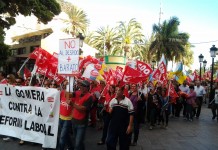 Centenares de personas asisten a la Manifestación en contra de la Reforma Laboral en San Sebastián