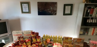 Empleados de Endesa en La Gomera donan 140 kilos al Banco de Alimentos