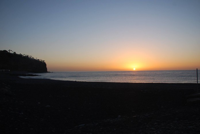 Foto de Erasmo Ramos/ Amanecer desde Playa de Santiago