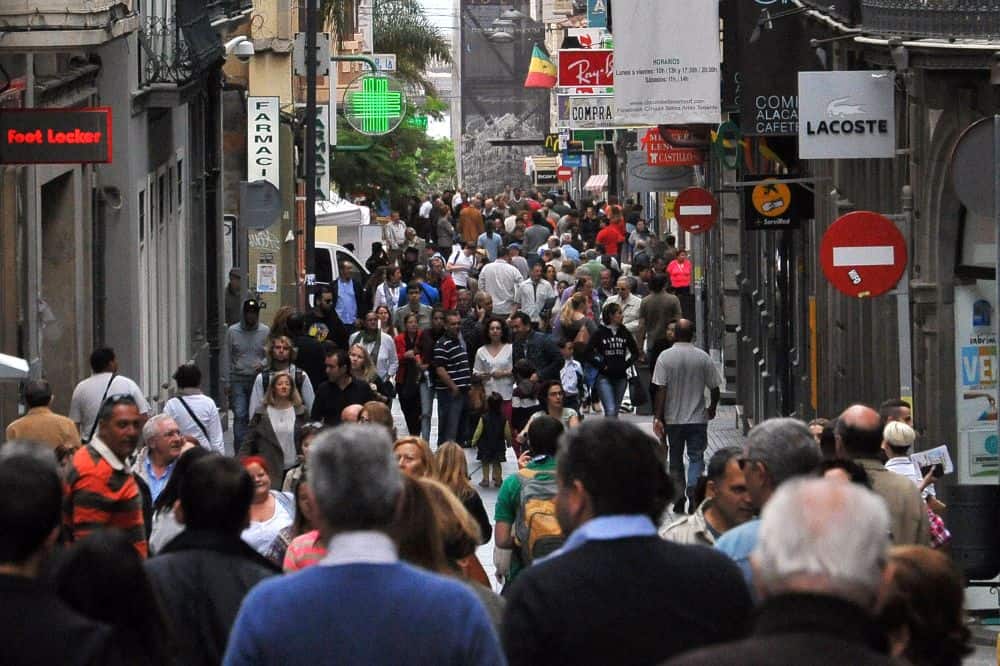 Calle del Castillo, en la capital tinerfeña, la zona de pequeños comercios por excelencia./M.E./