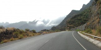 La Gomera, avanzando en carreteras