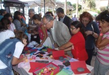 Una treintena de niños participan en el primer Mercadillo de Cooperativas Escolares en La Gomera