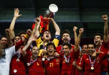 La Gomera recibe los trofeos de las dos Eurocopas y el Mundial de la Selección Española de Fútbol