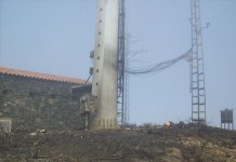 El fuego alcanza las instalaciones de telecomunicaciones del Alto del Garajonay