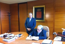 Curbelo solicita al Diputado del Común de Canarias que los servicios básicos sean atendidos en las islas menores
