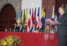 Las ‘Colombinas’ regresan al pórtico de la Iglesia de La Asunción de San Sebastián