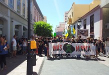 Masiva participación en la manifestación en San Sebastián de La Gomera
