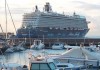 El crucero Mein Schiff 3 cuyo destino era La Gomera el próximo 3 de noviembre choca contra dos buques a su salida de Alemania