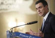 Los afectados por intervenciones cardiológicas en el HUC piden a Roldos que se disculpe con ellos