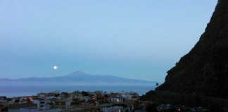 Cielos poco nubosos con intervalos de nubes altas hoy domingo