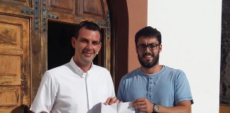 El colectivo ‘La GomeraSeMueve’ dona a Cáritas los beneficios de la venta de la Lotería de Navidad