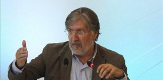 Un sector progresista del PSOE pide a Pedro Sánchez que pacte con Podemos