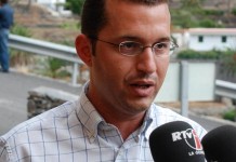 El PSOE de Valle Gran Rey acusa al Alcalde de «echar 23 trabajadores,mientras su grupo se sube el sueldo un 6,2%”