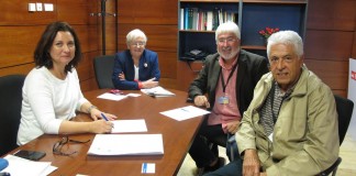 El PSOE se reúne con Acaper en el Parlamento