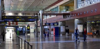 Canarias se autoaisla: va a turismo 0 y propone solo 20 vuelos con la Península