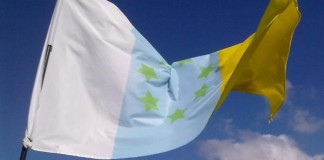 Sí se puede presenta en distintos ayuntamientos canarios una moción para conmemorar el 52 aniversario de la bandera de las siete estrellas verdes