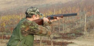 La Guardia Civil investiga a un hombre que portaba una licencia de armas falsa cuando se disponía a cazar en La Gomera