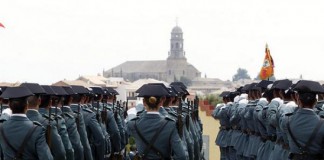 La Guardia Civil ordena a sus agentes que permanezcan en Cataluña y suspende los traslados