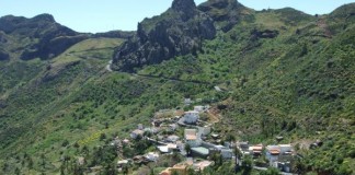 Rescatada una senderista de 14 años al sufrir una caída en Alajeró