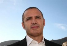 XTF prohíbe a Corrales que hable en nombre de la coalición