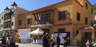 Éxito de participación en el ‘Dia en blanco’ de Vallehermoso