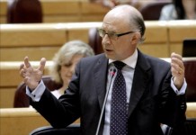 Mora presenta denuncia sobre “supuestos pagos de billete de barco para votantes”