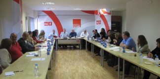 Más de 400 militantes del PSOE de Tenerife exigen acabar con la «indignidad» y poner «punto final» a los incumplimiento de CC