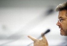 Alajeró compensa la paga extra con un anticipo de un sueldo y el 75 por ciento de otro a pagar en 36 meses a sus empleados públicos