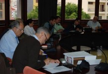Niñas y niños de Valle Gran Rey hacen suyo el salón de plenos del Ayuntamiento