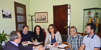 La diputada Ventura del Carmen Rodríguez visita el Ayuntamiento  de Hermigua