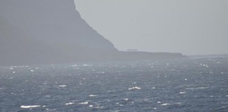 Fenómenos costeros, viento y lluvia este jueves en Canarias