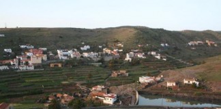 Canarias sellará 7 vertederos ilegales en 2016 y dejará 17 pendientes