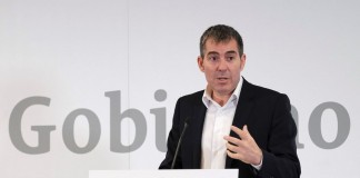 Ayuntamientos y cabildos tendrán la última palabra en sus iniciativas urbanísticas El líder de CC y presidente del Gobierno de Canarias, Fernando Clavijo./Ángel Medina G. (EFE)