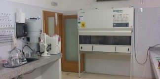 El Laboratorio de Salud Pública de La Gomera implanta un nuevo sistema de calidad para mejorar sus trabajos