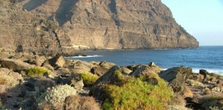 ‘Puntallana’ con algunos «pinos que tienen mucho de bonsáis» entre las mejores playas de España y Portugal