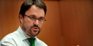 El PP canario cree que sería irresponsable desconfinar sin contar con «test masivos»