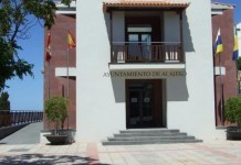 Gobierno de Canarias y administraciones locales crearán un grupo de trabajo para mejorar la recaudación de los tributos del REF