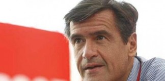 Juan Fernando López Aguilar recorrerá con los candidatos del PSOE de La Gomera la zona comercial de San Sebastián