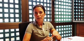 Socorro Beato (CC) le pide al Consejero de Sanidad que se cubran las necesidades asistenciales en La Gomera