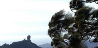 Fuertes rachas de viento y ligero descenso de las temperaturas este jueves