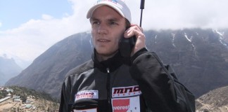 Muere Eric Arnold en el Everest, horas después de llegar a la cima