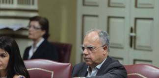 La Cámara impulsa una ley que compense la doble insularidad
