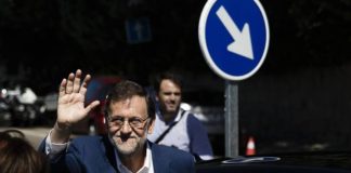 Barómetro CIS | El PP se mantiene como primera fuerza y Unidos Podemos supera al PSOE