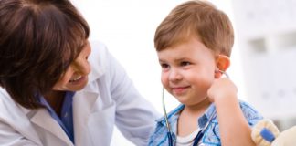 Profesionales sanitarios de La Gomera refuerzan sus conocimientos en terapéutica pediátrica