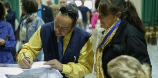 Ampliado hasta mañana jueves el plazo para enviar el voto por correo